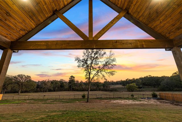 258 Andres Ln., Kilgore, TX 75662