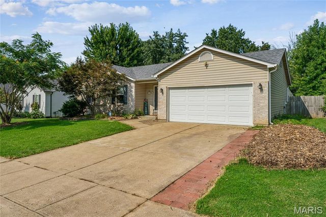 871 Molloy Drive, O'fallon, MO 63366