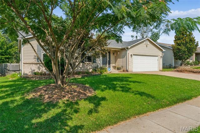 871 Molloy Drive, O'fallon, MO 63366