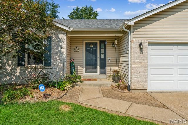 871 Molloy Drive, O'fallon, MO 63366