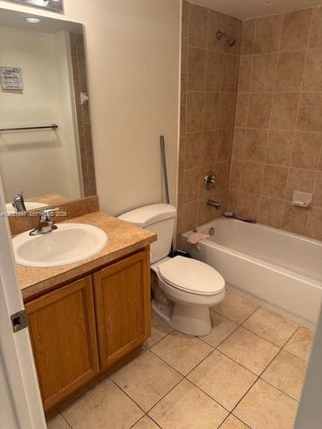 100 SW 130th Ter 308C, Pembroke Pines, FL 33027