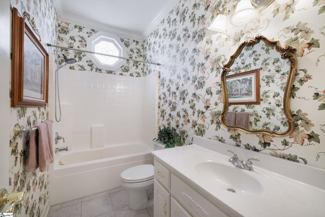 11 Magnolia Place Court, Simpsonville, SC 29681