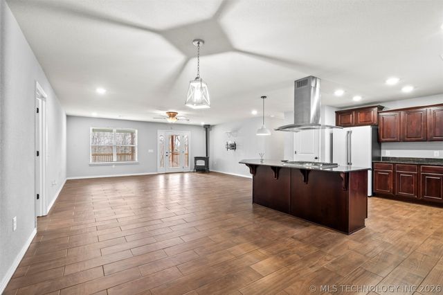 10704 N Jackson Highway, Lincoln, AR 72744