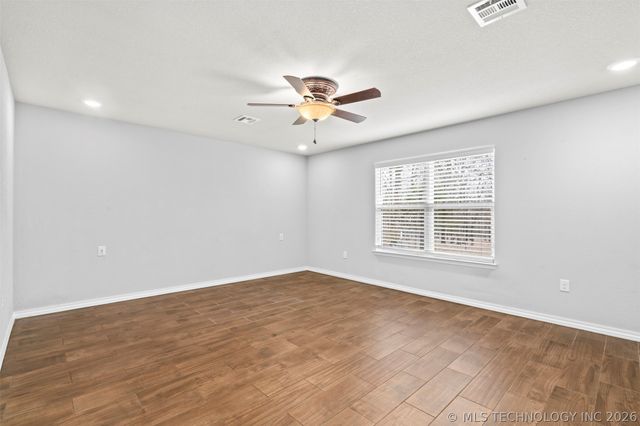 10704 N Jackson Highway, Lincoln, AR 72744