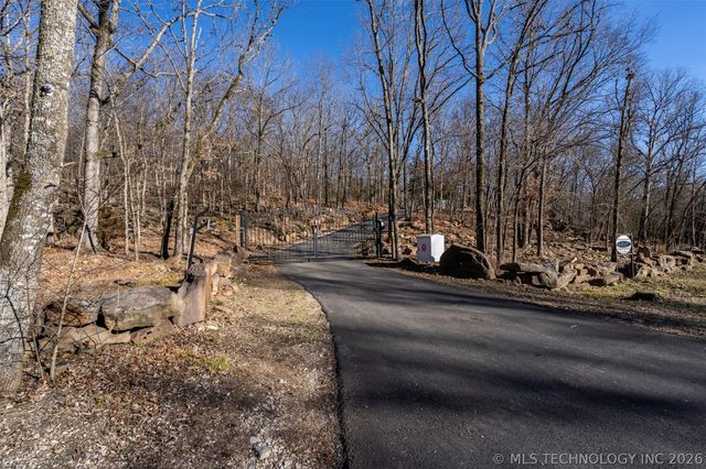 10704 N Jackson Highway, Lincoln, AR 72744