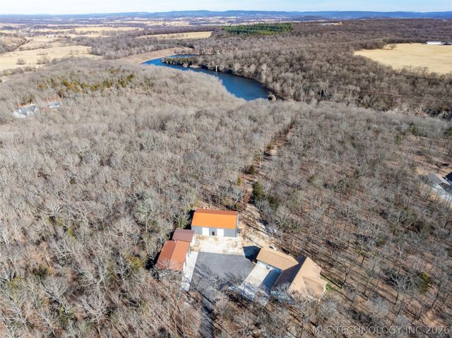 10704 N Jackson Highway, Lincoln, AR 72744