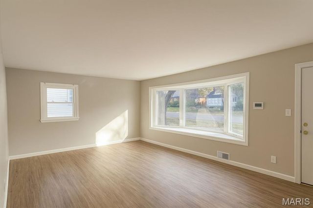 1141 June Avenue, Unincorporated, MO 63138