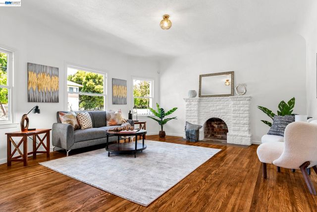 1538 17Th Ave, Oakland, CA 94606