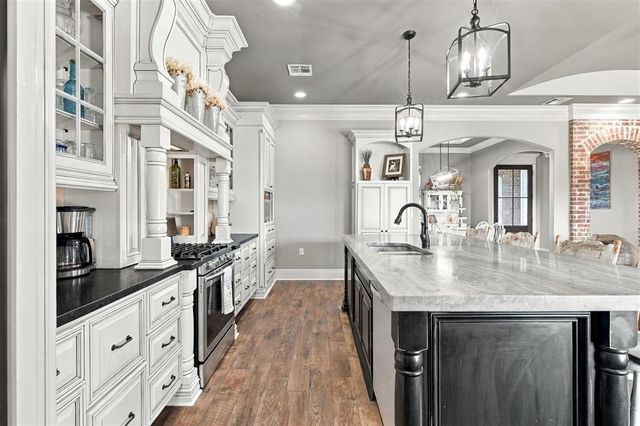 4644 Battington Lane, Sulphur, LA 70665