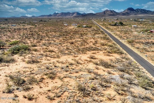 0000 Sunset & Hwy 90 -- 18G, Huachuca City, AZ 85616