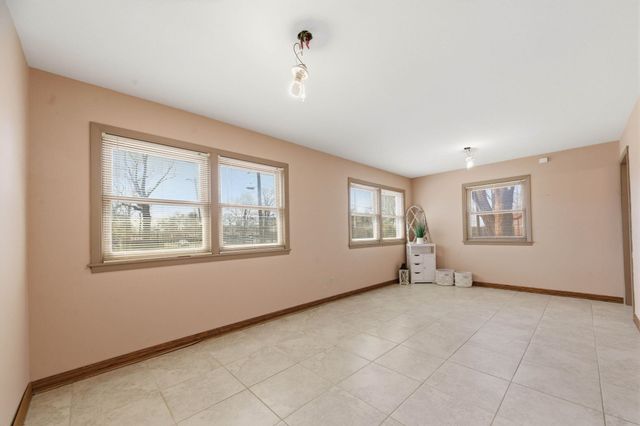 1530 W 20th St N, Wichita, KS 67203