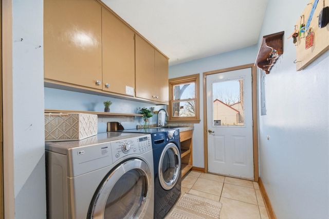 1530 W 20th St N, Wichita, KS 67203