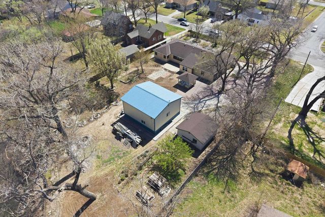 1530 W 20th St N, Wichita, KS 67203