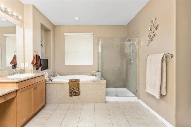 12690 Mar Vista, Apple Valley, CA 92308