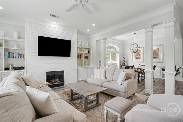 1002 River Oaks Drive, Richmond Hill, GA 31324