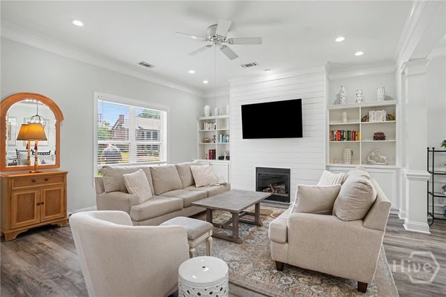 1002 River Oaks Drive, Richmond Hill, GA 31324