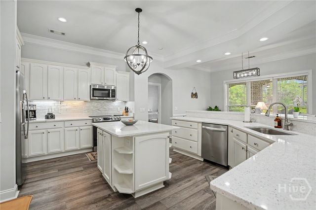 1002 River Oaks Drive, Richmond Hill, GA 31324