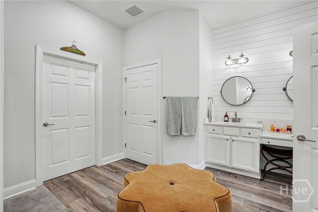 1002 River Oaks Drive, Richmond Hill, GA 31324