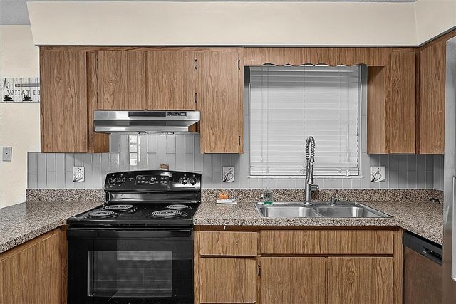 1508 WILDROSE LANE, Daytona Beach, FL 32117