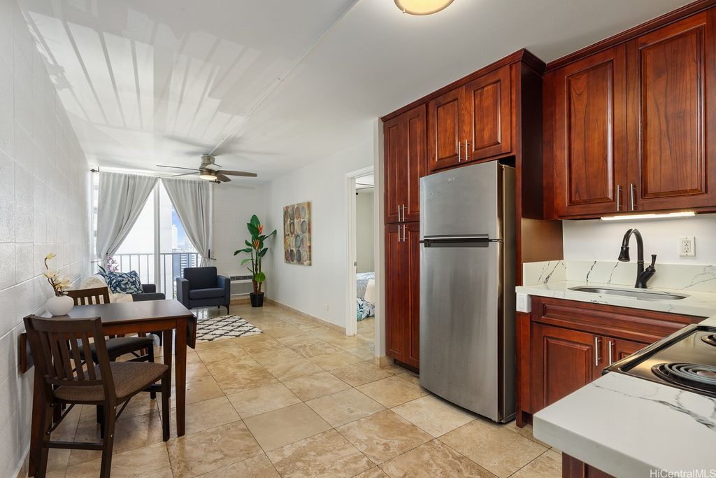 901 Prospect Street 205, Honolulu, HI 96822