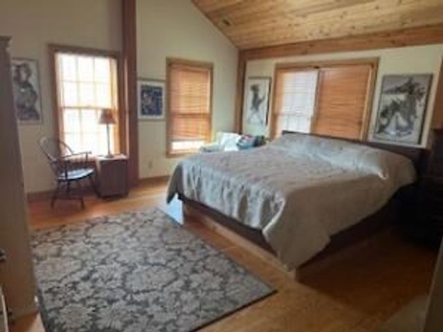 2 Maple Swamp Rd, Sandwich, MA 02537