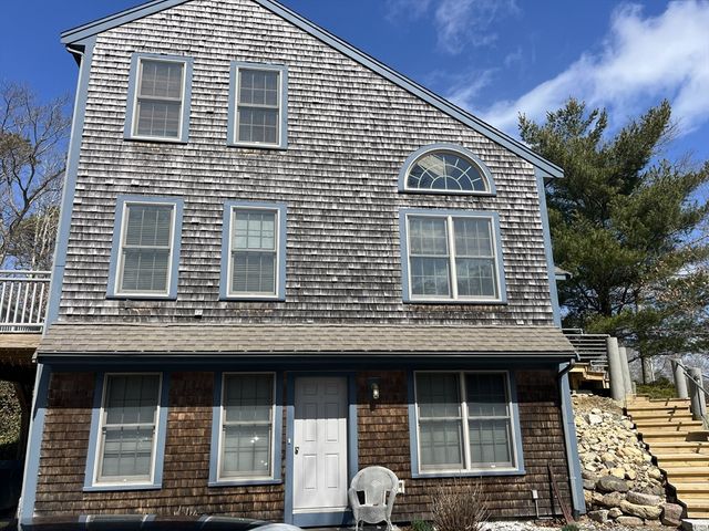 2 Maple Swamp Rd, Sandwich, MA 02537