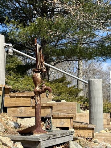 2 Maple Swamp Rd, Sandwich, MA 02537