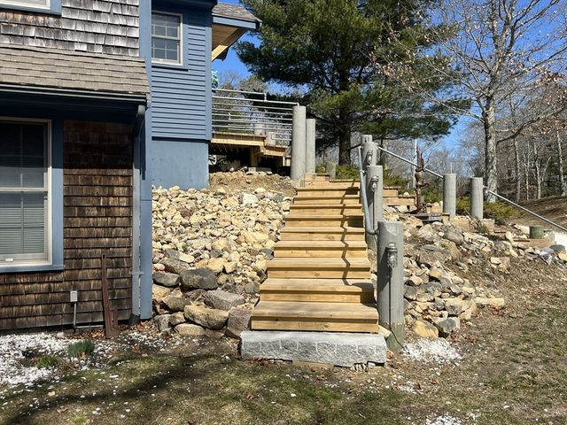 2 Maple Swamp Rd, Sandwich, MA 02537
