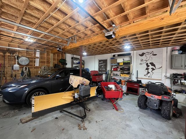 2 Maple Swamp Rd, Sandwich, MA 02537