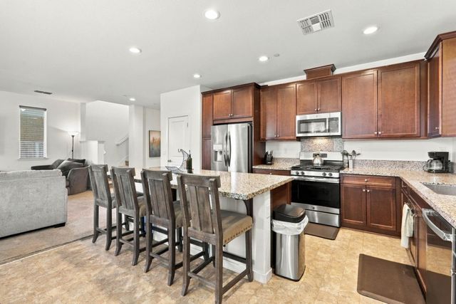 6 Driftwood Lane, Bay Point, CA 94565