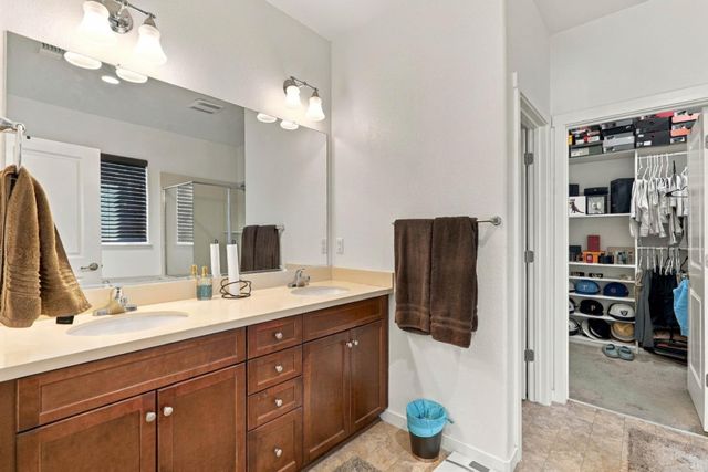 6 Driftwood Lane, Bay Point, CA 94565