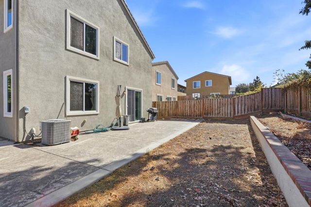 6 Driftwood Lane, Bay Point, CA 94565
