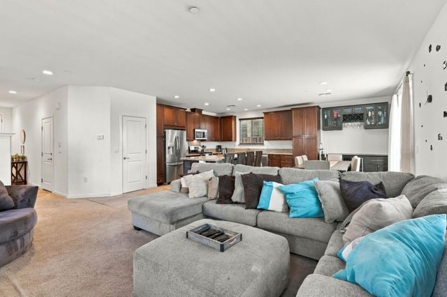 6 Driftwood Lane, Bay Point, CA 94565