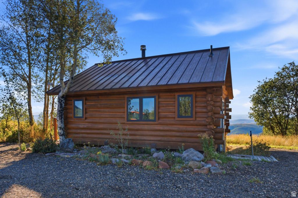 2440 S VALLEY VIEW CIRCLE CIR, Coalville, UT 84017 — exterior