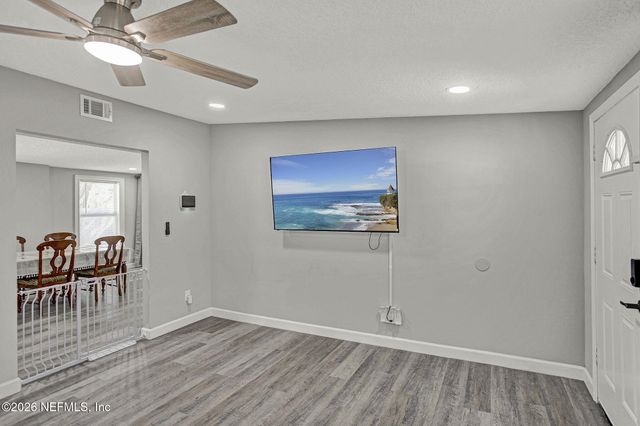 3967 LANE Avenue S, Jacksonville, FL 32210