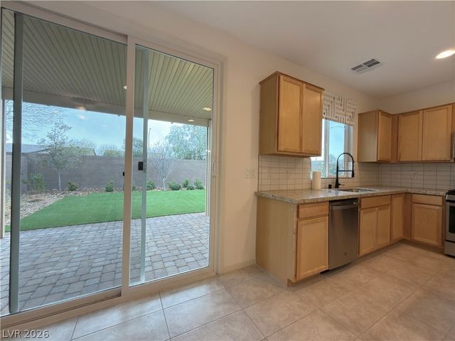 6622 Palm Branch Street, North Las Vegas, NV 89086