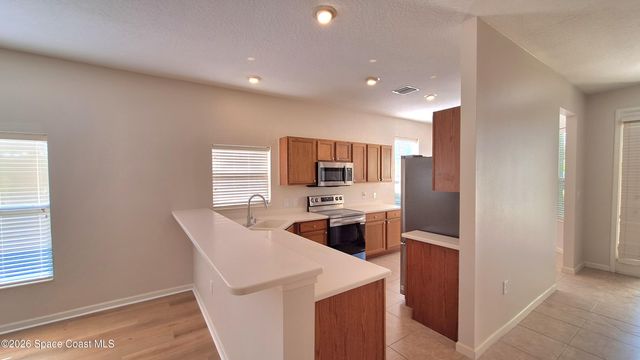 6921 Abbeyville Road, Melbourne, FL 32940