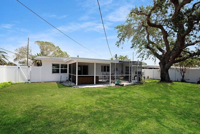 301 41ST AVENUE, St Pete Beach, FL 33706