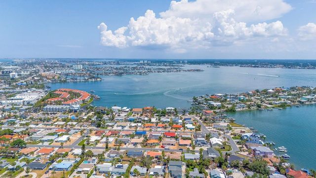 301 41ST AVENUE, St Pete Beach, FL 33706
