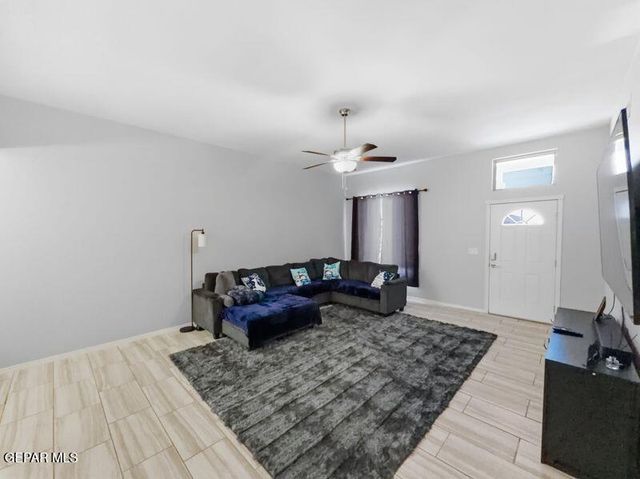 13828 Summer Story Avenue, Horizon City, TX 79928