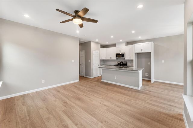 5101 Rue Street B, Houston, TX 77033