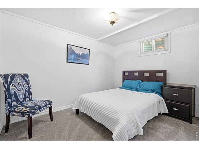 11 James Cir, Longmont, CO 80501