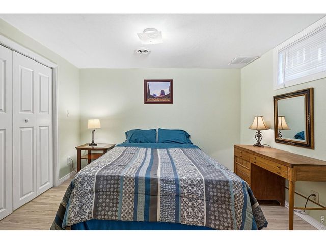 11 James Cir, Longmont, CO 80501