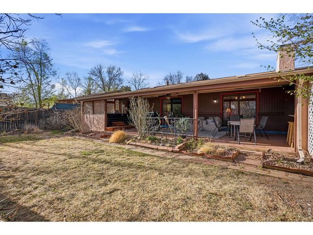 11 James Cir, Longmont, CO 80501