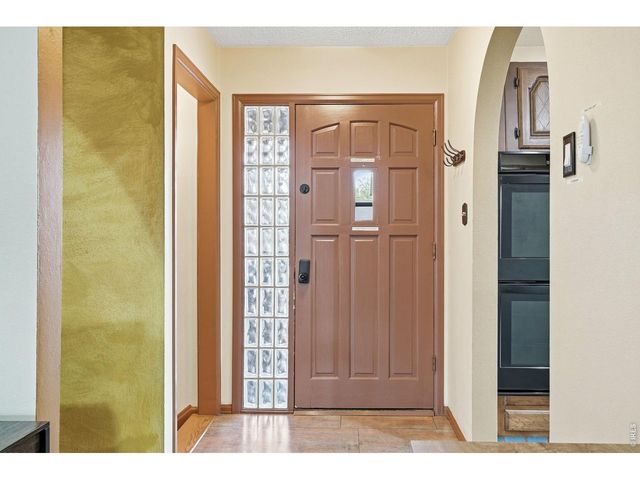 11 James Cir, Longmont, CO 80501