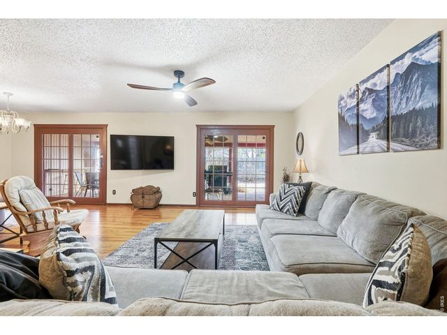 11 James Cir, Longmont, CO 80501