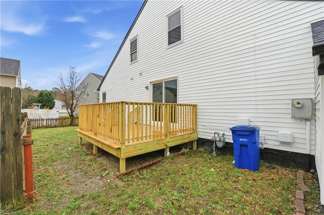 715 Fawn Lake DR, Newport News, VA 23608