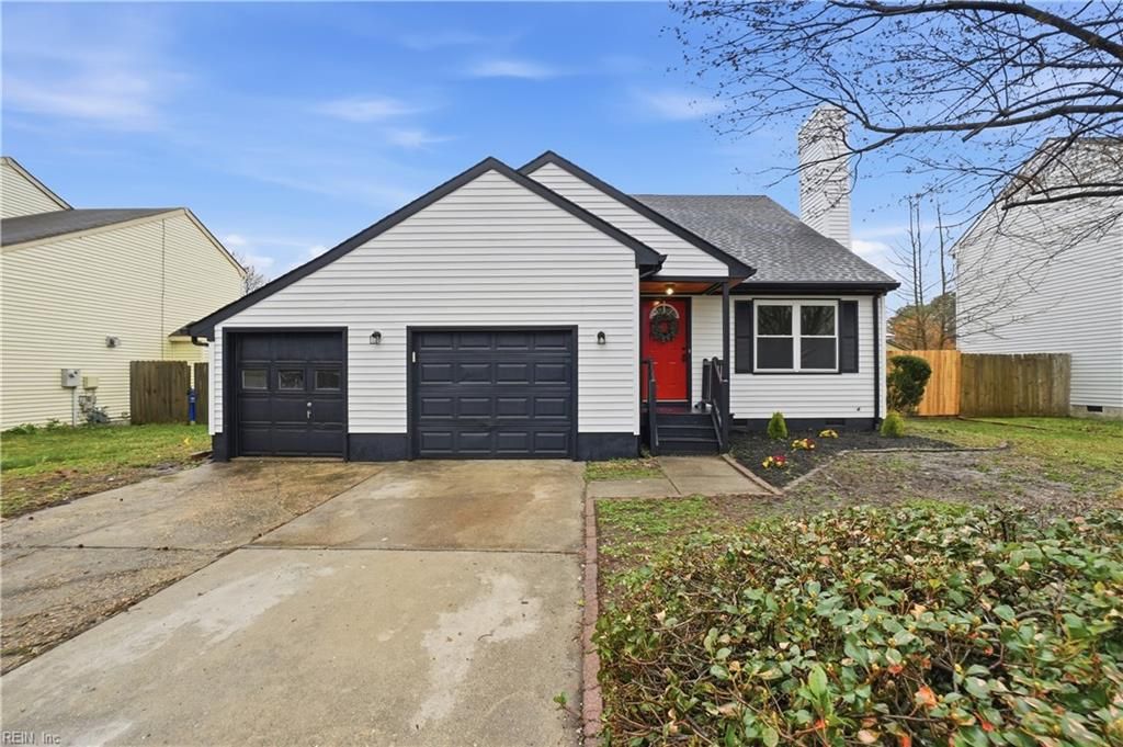 715 Fawn Lake DR, Newport News, VA 23608