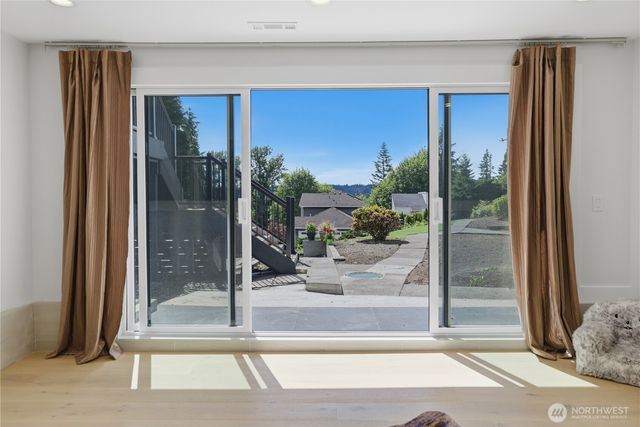 2140 192nd Avenue SE, Sammamish, WA 98075