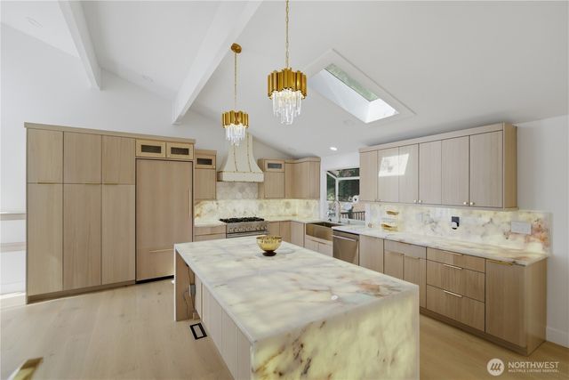 2140 192nd Avenue SE, Sammamish, WA 98075